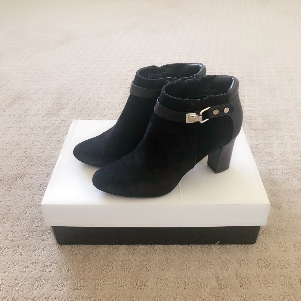 Alfani Women’s Step N Flex Black Boots